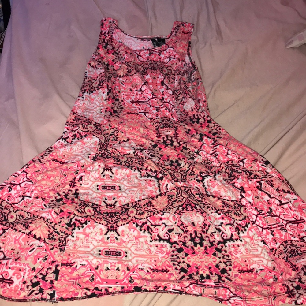 Pink, black, white, splotches of tan.